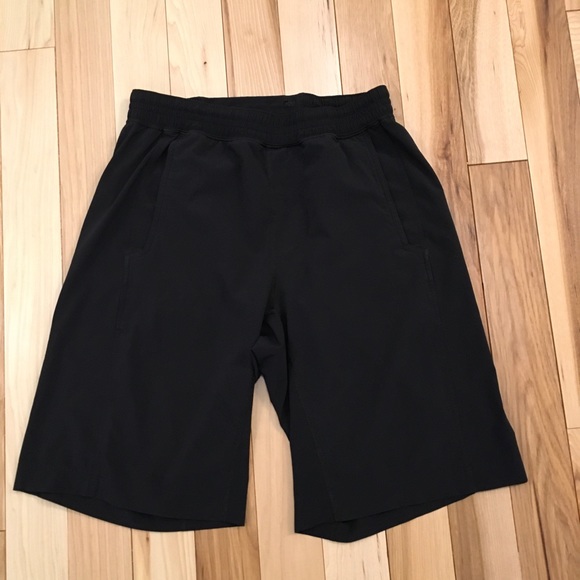 Lululemon Mens Shorts Size M With Old Logo ,Black - Picture 5 of 9